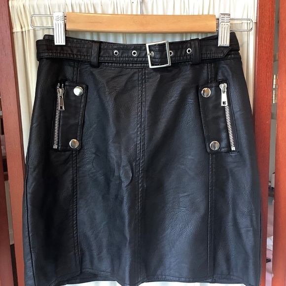 Topshop Faux Leather Black Biker Mini Skirt Size 2 - Picture 1 of 8